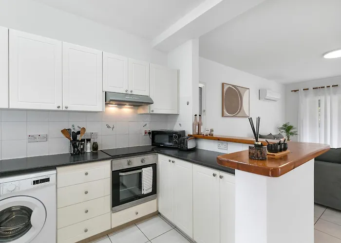 Limnaria Gardens Superb By Vichy Holidays Lodge Paphos