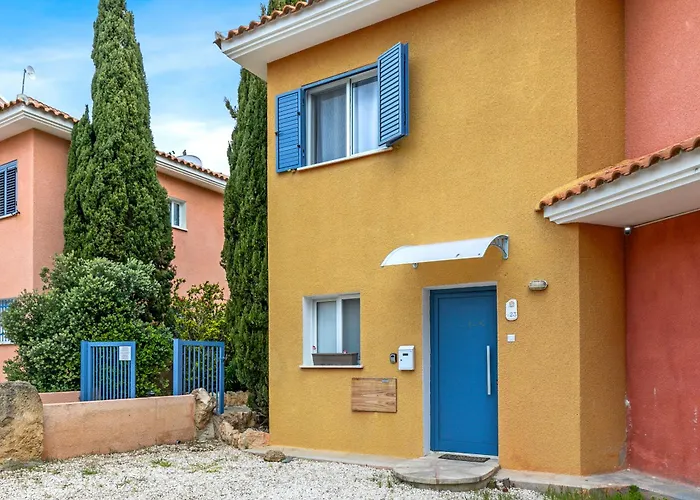 Limnaria Gardens Superb By Vichy Holidays Lodge Paphos