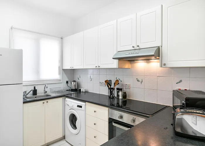 Lodge Limnaria Gardens Superb By Vichy Holidays Paphos