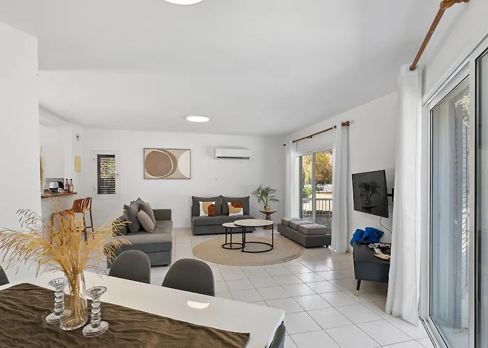 Limnaria Gardens Superb By Vichy Holidays Paphos