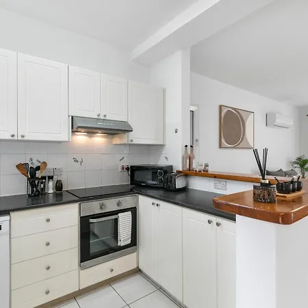 Limnaria Gardens Superb By Vichy Holidays Villa Paphos